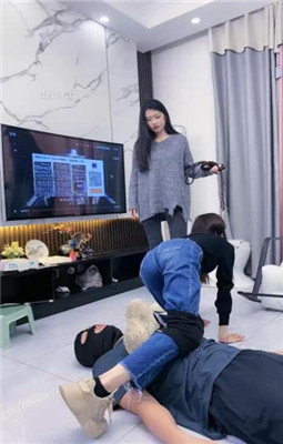 图片[19]_【麋鹿银儿】虐情侣奴-气味羞辱/羞涩跪舔/吃口水/骑马_HD绳艺资源