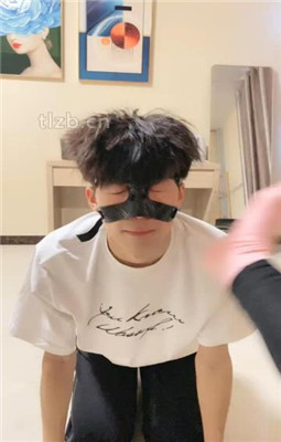 图片[4]_【魅儿】奶狗跪舔短靴臭粉棉袜裸足_HD绳艺资源