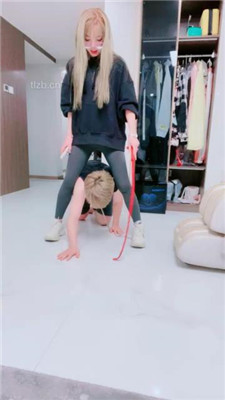 【梦涵】转胯爬行/重度训练/掐乳/闻白袜_HD绳艺资源