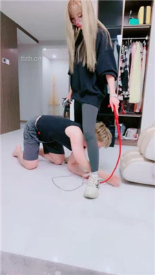 图片[5]_【梦涵】转胯爬行/重度训练/掐乳/闻白袜_HD绳艺资源