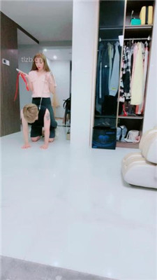 图片[6]_【梦涵】转胯爬行/重度训练/掐乳/闻白袜_HD绳艺资源