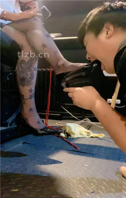 图片[2]_【冰诺】黑丝高跟恋足狂舔_HD绳艺资源