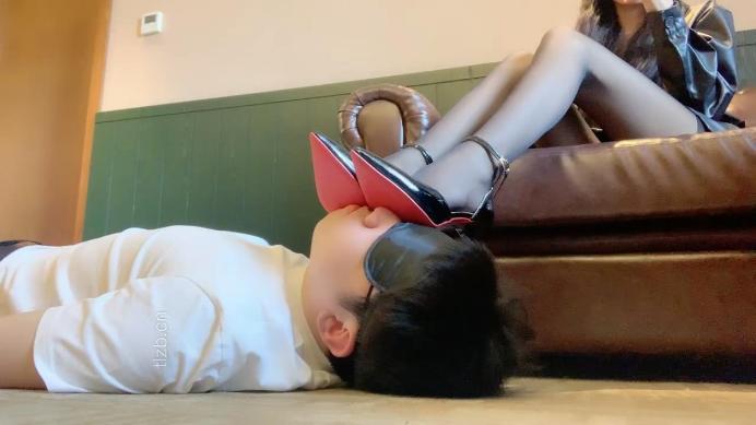 图片[2]_【苏西】黑丝高跟-短靴踩脚垫_HD绳艺资源