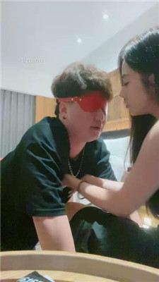 图片[3]_【不知名美女】喂口水/虐乳/裸足恋足舔_HD绳艺资源