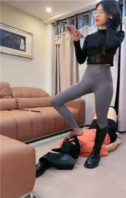 图片[8]_【嘉妮】长靴黑丝踩踏/腿夹脖/训练_HD绳艺资源