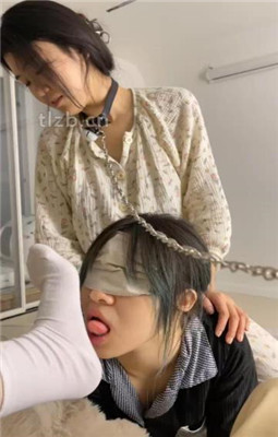 图片[4]_【橘子没熟】双母畜发骚-闻舔白袜jio_HD绳艺资源