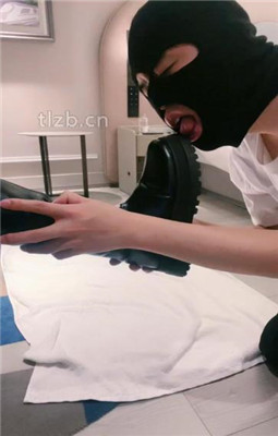 图片[8]_【绝美兔绳艺导师】跪舔长靴白袜裸足_HD绳艺资源