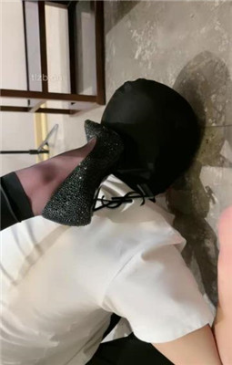 图片[8]_【花兮玥】茶室tj-跪舔高跟/圣水泡黑丝咀嚼_HD绳艺资源