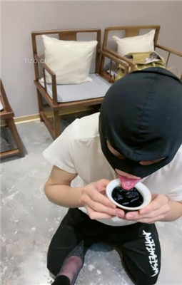 图片[12]_【花兮玥】茶室tj-跪舔高跟/圣水泡黑丝咀嚼_HD绳艺资源