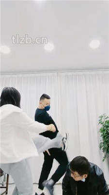 图片[3]_【橙子大大】双M-骑马/揪耳朵/高难度挑战踢踹/转胯/闻白袜_HD绳艺资源