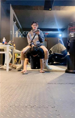 图片[4]_【冰诺】运动鞋白袜S-骑马爬行/踩狗爪_HD绳艺资源