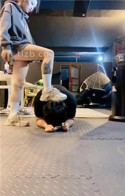 图片[9]_【冰诺】运动鞋白袜S-骑马爬行/踩狗爪_HD绳艺资源