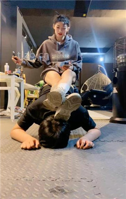 图片[13]_【冰诺】运动鞋白袜S-骑马爬行/踩狗爪_HD绳艺资源