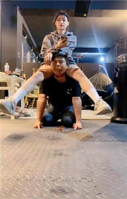 图片[17]_【冰诺】运动鞋白袜S-骑马爬行/踩狗爪_HD绳艺资源