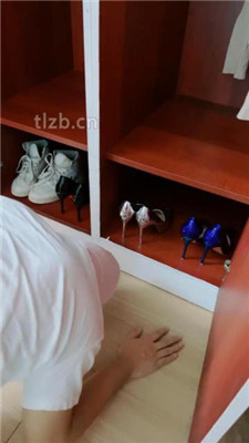 图片[5]_【陈莹斯】圈养犬化之高跟鞋-运动鞋崇拜_HD绳艺资源