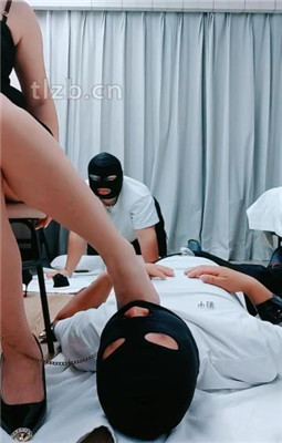 图片[7]_【欲S】双M-骑脖做深蹲/臭脚捂脸/转胯_HD绳艺资源