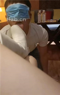 图片[11]_【十言】长靴踩狗头/舔脏鞋底/提档磕头求饶_HD绳艺资源