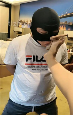 图片[4]_【馨雅】反绑/嘴叼高跟/虐乳/耳光/高跟踩踏/裸足深喉_HD绳艺资源