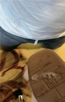 图片[20]_【孤傲女帝】长靴全体重踩踏_HD绳艺资源