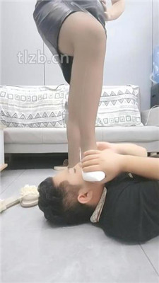 图片[6]_【古月安妮】素人小姐姐黑丝脏鞋脚下奴【双视角版】_HD绳艺资源