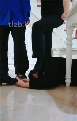图片[20]_【文文文】桌底视角-脏鞋跪舔伺候主人-踩踏碾压【三视角版】_HD绳艺资源
