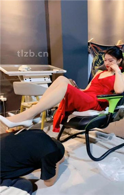 【冰诺】高跟踩狗/物化脚垫/sp_HD绳艺资源