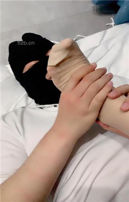 图片[6]_【六酱】高跟肉丝脚裸足踩脚垫_HD绳艺资源