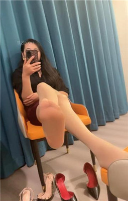 图片[13]_【Alice】数据线抽/肉丝高跟踩踏闻舔_HD绳艺资源