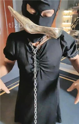 图片[3]_【东营天香百合】跪舔高跟/狗链拴狗/舔口水/胯下辱_HD绳艺资源