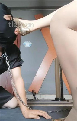 图片[15]_【东营天香百合】跪舔高跟/狗链拴狗/舔口水/胯下辱_HD绳艺资源