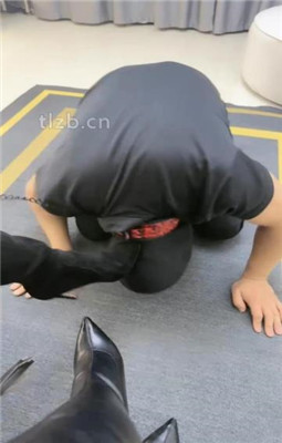 图片[10]_【萱萱】双S-皮靴-耳光抽/舔脏鞋/踩踏磕头求饶【双视角版】_HD绳艺资源