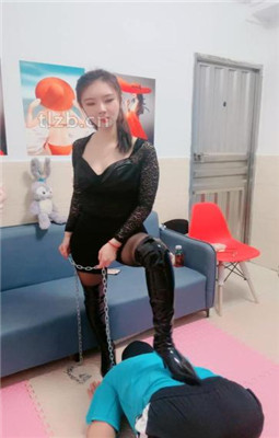 图片[7]_【木子大大】骑马/狗笼圈养/舔长靴黑丝/木乃伊绳艺技巧/嘴叼高跟_HD绳艺资源