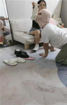 图片[3]_【珈瑶】白袜脏鞋气味控制/镜前虐狗/舔拖鞋_HD绳艺资源