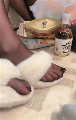 图片[4]_【一诺大小姐】情侣奴-奴下奴-骑马/舔高跟黑丝/耳光训练_HD绳艺资源