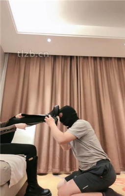 图片[10]_【不期而遇】恋臀爱好者-长筒靴高难度挑战踢踩跺/磕头认错_HD绳艺资源