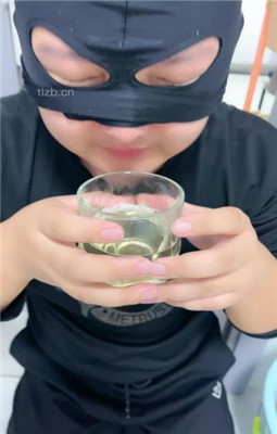 图片[12]_【樱子大人】人体擦鞋器/脚底喂食/皮鞋白袜/喝圣水【完整版】_HD绳艺资源