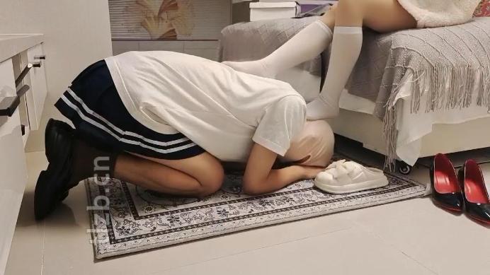 【来找小狗】变装CD学弟做狗初尝试_HD绳艺资源