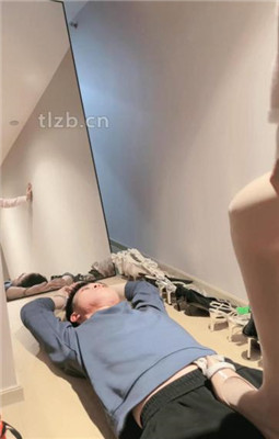 图片[14]_【时安】袜子塞嘴训练/舔多双脏鞋/臭脚捂脸_HD绳艺资源