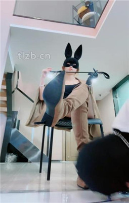 图片[10]_【陈莹斯】嘴叼高跟/人体衣架/骑马爬行/碾压踩狗爪_HD绳艺资源