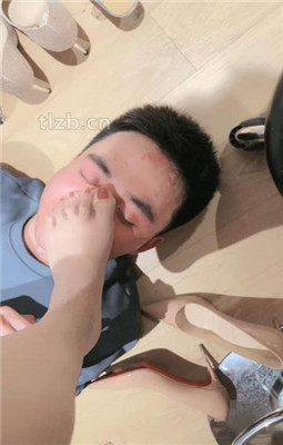 图片[15]_【时安】肉丝脚狂舔/踩踏碾压/手铐绳艺技巧_HD绳艺资源