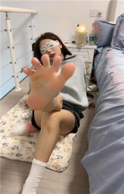 图片[12]_【橙宝】母畜-主人的撒气工具-白袜-踩嘴-掐脖窒息_HD绳艺资源