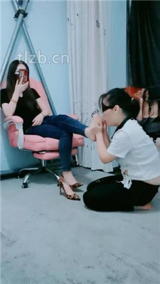 图片[5]_【梦幻大大】母畜-长靴黑丝-踩狗爪/跪舔/骑马爬行_HD绳艺资源