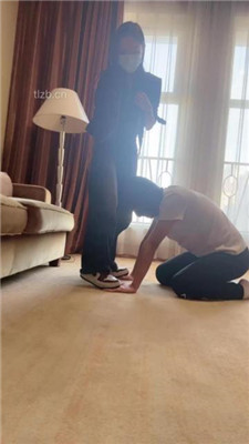 【筱月】加官窒息-高跟碾/运动鞋踩踏/深喉闻原味_HD绳艺资源