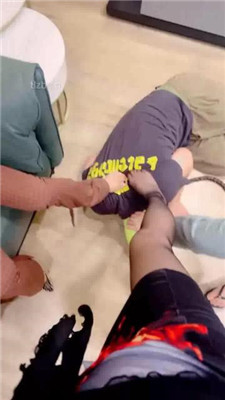 图片[14]_【梓夫人】群调绿帽奴-3S轮流虐_HD绳艺资源