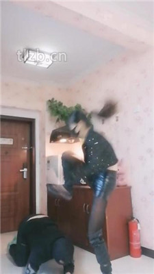 图片[8]_【美娜格格】长靴黑丝S-转胯爬行/超高难度挑战踢踹/腿绞_HD绳艺资源