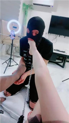 图片[17]_【利娜】双S-朋友来做客教她虐家奴【双视角版】_HD绳艺资源