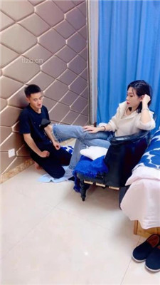 【冷鸢大大】舔脏鞋闻白袜/虐乳/耳光/踩踏_HD绳艺资源