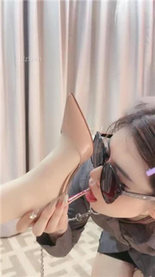 图片[14]_【一诺大小姐】双S-母畜-转胯爬行/舔鞋/骑马/喂圣水【双视角】_HD绳艺资源