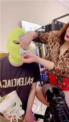 图片[11]_【梓夫人】长靴黑丝圈养绿帽狗囚禁虐_HD绳艺资源