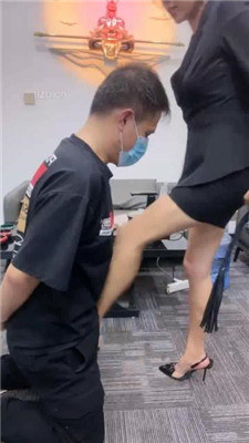 图片[11]_【Alice】高跟黑丝踩踏-训练骑马-坐脸窒息_HD绳艺资源